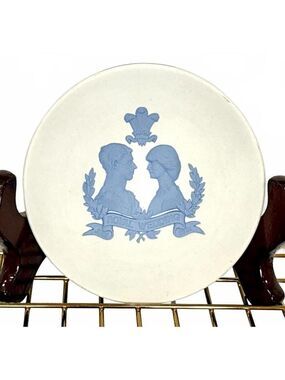 Wedgwood Jasperware Royal Wedding Pin Dish Princess Diana & Prince Charles 1981